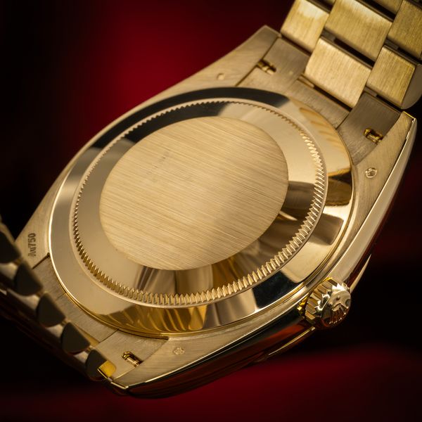 Rolex Day-Date 40 228238